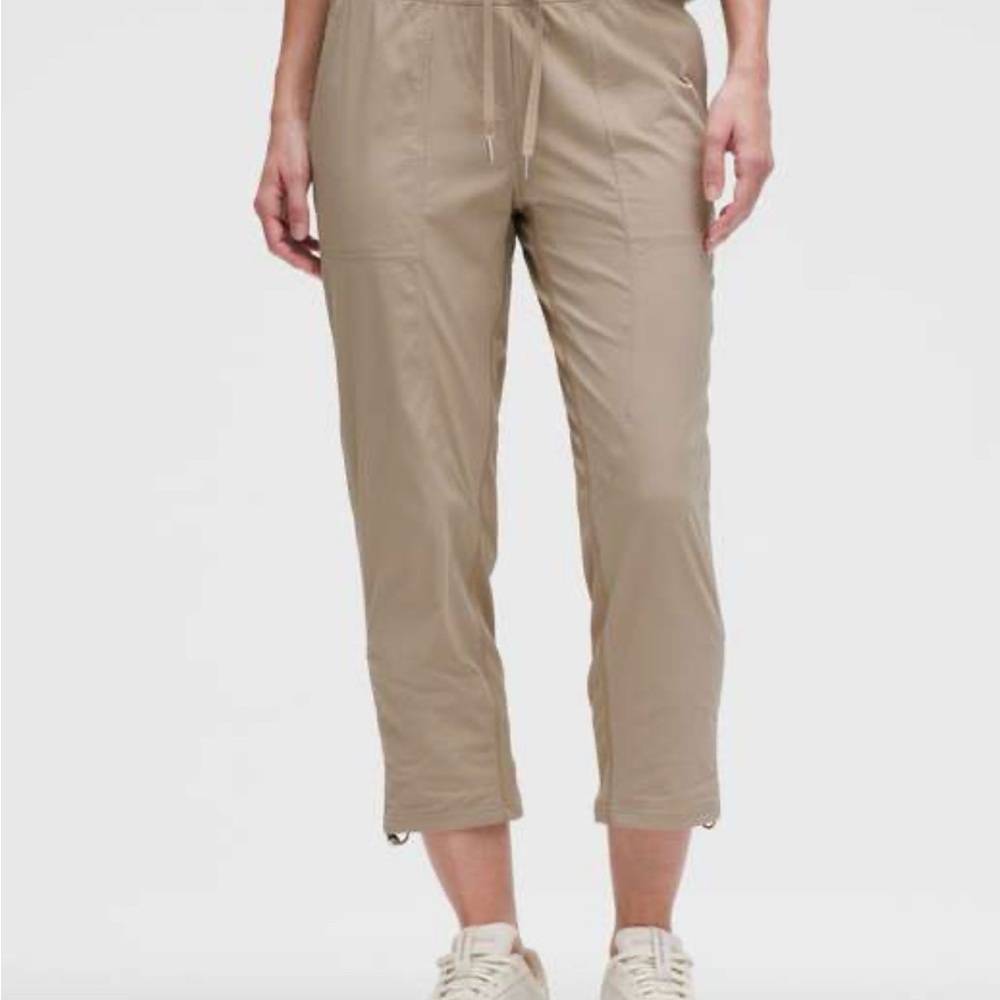 NWT Lululemon Dance Studio pants/joggers